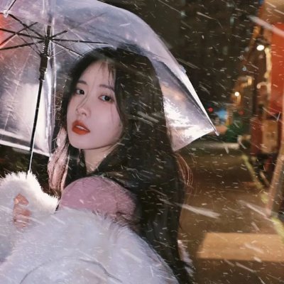 说好装情侣你怎么来真的